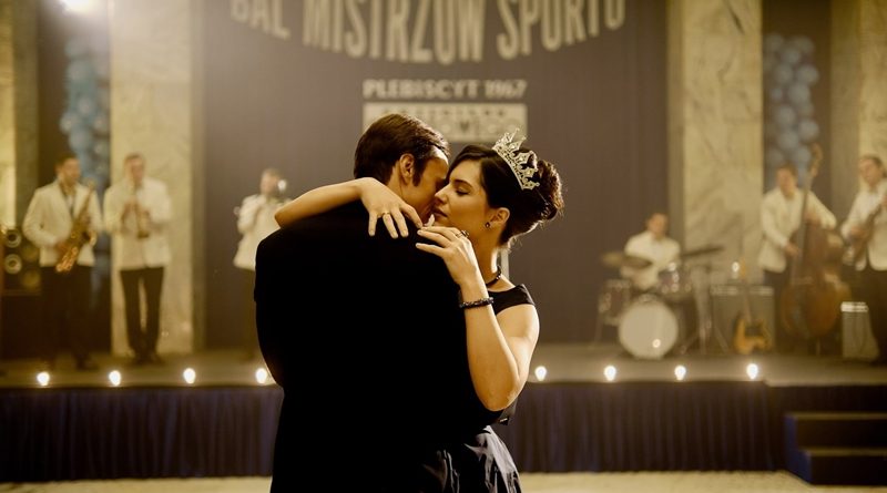 „Kulej. Dwie strony medalu". Historię Jerzego i Heleny Kulejów wyreżyserował Xawery Żuławski. W rolę legendarnego pięściarza, dwukrotnego mistrza olimpijskiego, wcielił się Tomasz Włosok