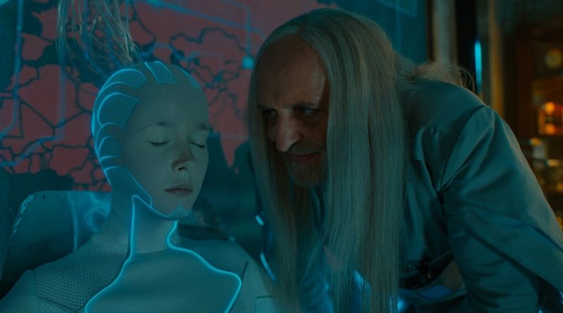 Monika Brodka zaskakuje w nowej roli na dużym ekranie! Artystka dołączyła do obsady filmu „Kleks i wynalazek Filipa Golarza" w reżyserii Macieja Kawulskiego. Wciela się w postać robotycznej dziewczyny, której wygląd wymagał zastosowania efektów specjalnych