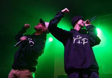 nie tylko kontynuacja ich muzycznej podróży, ale także spełnienie obietnicy z ostatniego utworu na płycie: „Koniec okazał się zaledwie początkiem”.