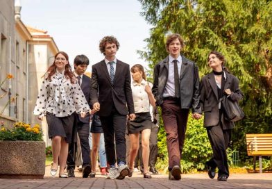 „Piep*zyć Mickiewicza 3" – miłość, dramy, uwielbiani bohaterowie i zupełnie nowe twarze. Zwiastun kultowej serii już dostępny!