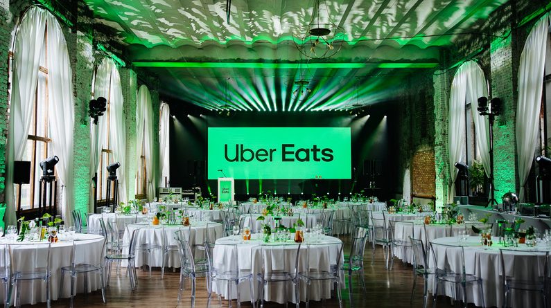 Uber Eats Awards 2026 w nowej odsłonie – w puli nagród 100 tys. zł
