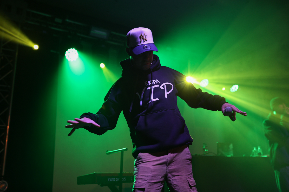 Alien x Majtis 1-9660