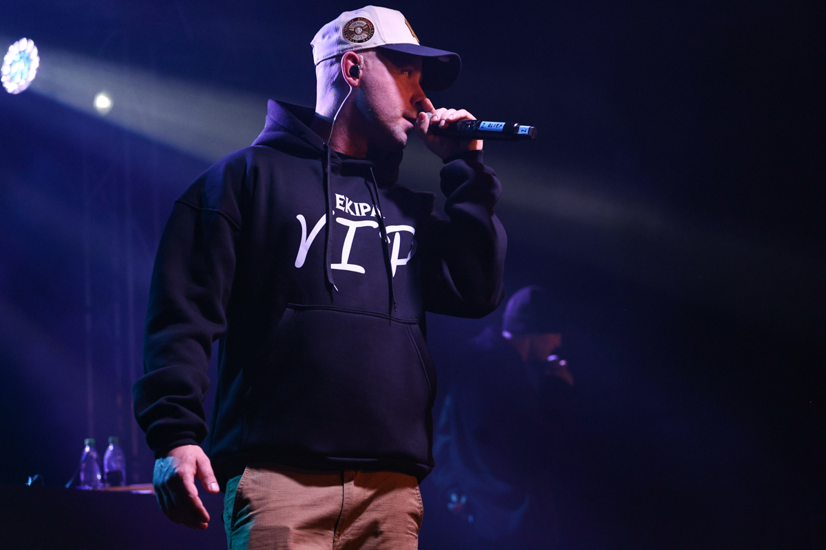 Alien x Majtis 1-9750