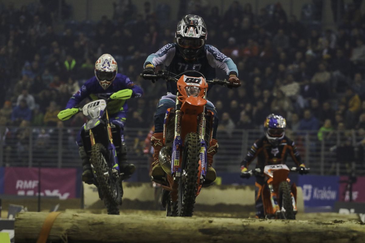 Super Enduro 10 (1 of 1)