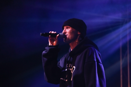 Alien x Majtis 1-9764